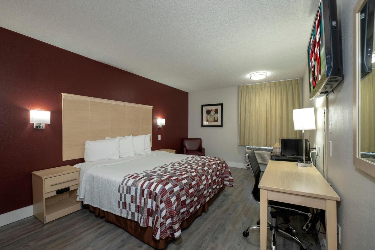 Red Roof Inn Raleigh North-Crabtree Mall-Lenovo Center Esterno foto
