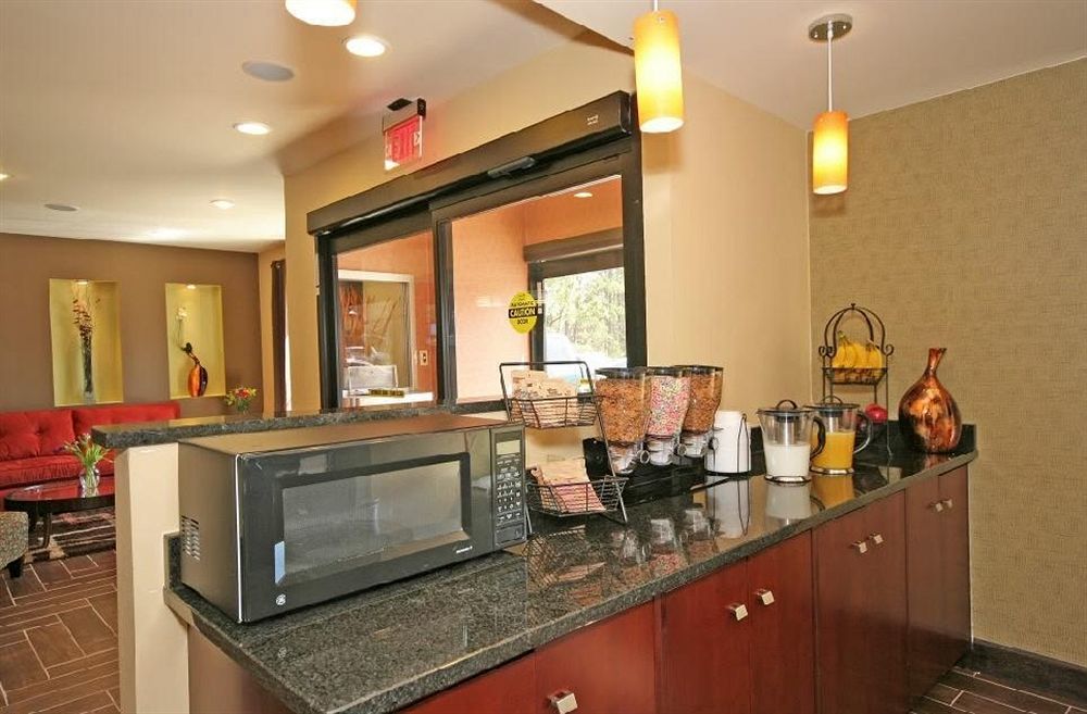 Red Roof Inn Raleigh North-Crabtree Mall-Lenovo Center Ristorante foto