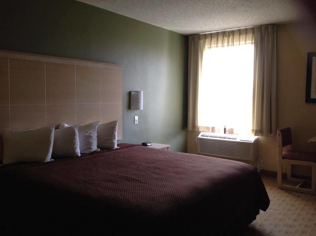 Red Roof Inn Raleigh North-Crabtree Mall-Lenovo Center Esterno foto
