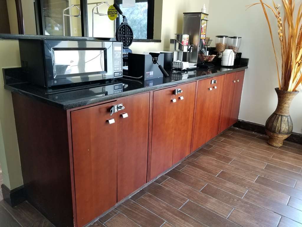 Red Roof Inn Raleigh North-Crabtree Mall-Lenovo Center Ristorante foto