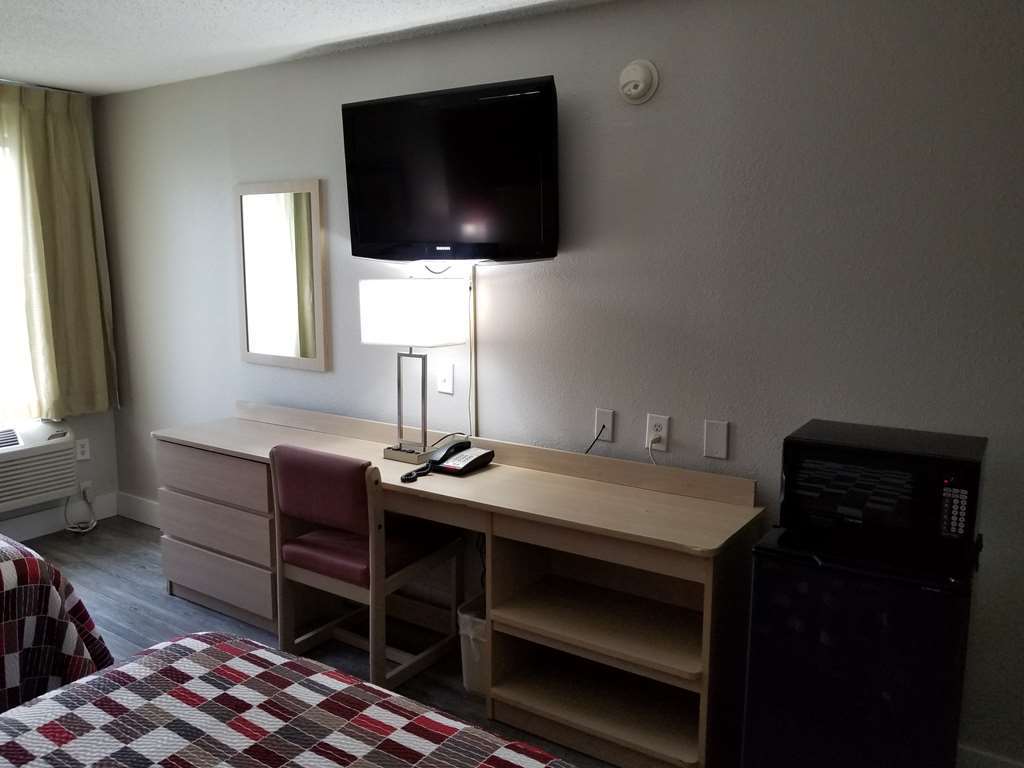 Red Roof Inn Raleigh North-Crabtree Mall-Lenovo Center Camera foto