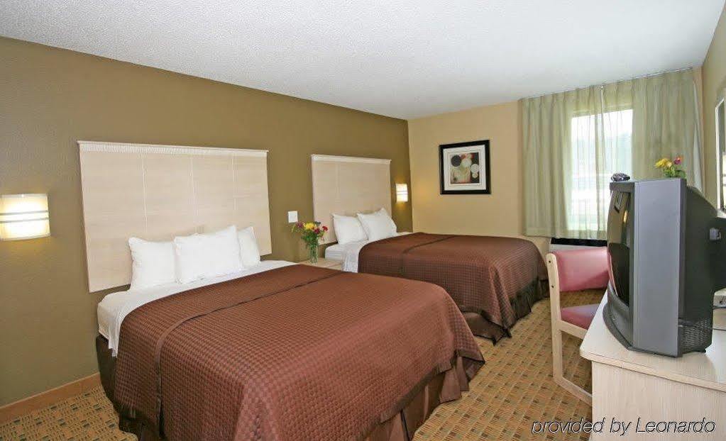 Red Roof Inn Raleigh North-Crabtree Mall-Lenovo Center Esterno foto